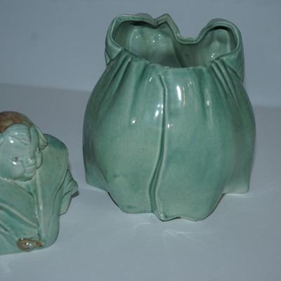 Sale Photo Thumbnail #193: "Thou shalt not steal "
Friar Tuck cookie jar. 
the base has an area of wear. one small chip by the left hand in the photo. 
Otherwise good condition. 
Height: 11"