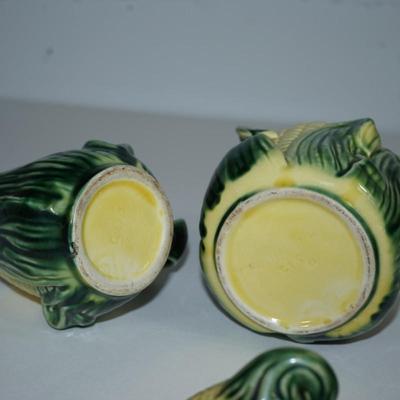 Sale Photo Thumbnail #201: perfect for the kitchen use for something else if you dont want to use for sugar and creamer, 
Nice to have that extra holder for teaspoons or measure spoons. 
Or.. a cheerful decorative . 
Height of the sugar : 7" 
Height of the creamer: 4:
good conditio