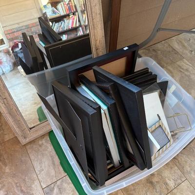 Sale Photo Thumbnail #169: Candles, CD player, vases, Frames, Mirror