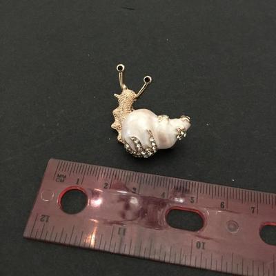 Cute snail brooch