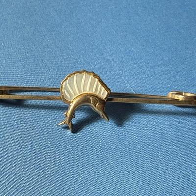 Vintage/Antique "SAILFISH" 3" Mother of Pearl Horse Blanket Safety Pin in Good Preowned Condition.