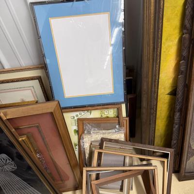 Sale Photo Thumbnail #38: Frames without glass, mats