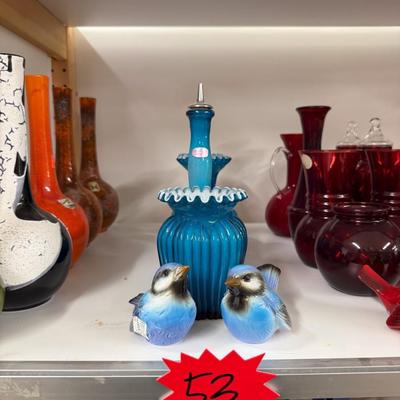 Sale Photo Thumbnail #259: Goebel birds, Fenton pieces