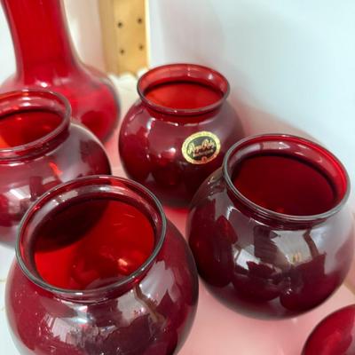 Sale Photo Thumbnail #277: Goebel birds, etc.