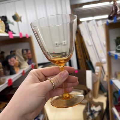 Sale Photo Thumbnail #283: Goebel birds, yellowish glasses