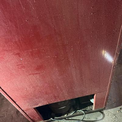 Vintage Coca-Cola Vending Machine – Cavalier CSS-12-96 “Here’s the Real Thing” (1960s–70s)