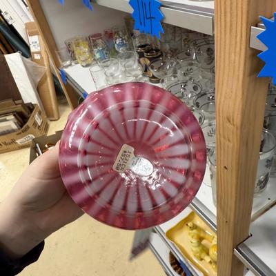 Sale Photo Thumbnail #532: Fenton glass, see photos