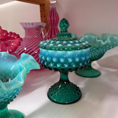 Sale Photo Thumbnail #536: Fenton glass, see photos