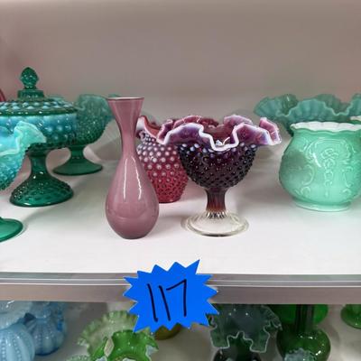 Sale Photo Thumbnail #538: Fenton glass and small vase, see photos