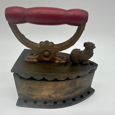 Vintage Cast Iron Sad Iron w/ Rooster Finial & Trivet Insert