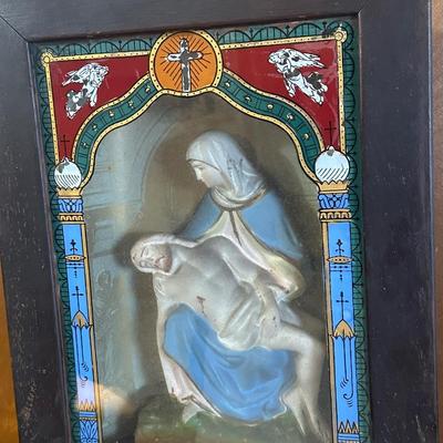 Vintage Catholic Devotional Wall Shrine – Pietà & Last Supper Shadow Box