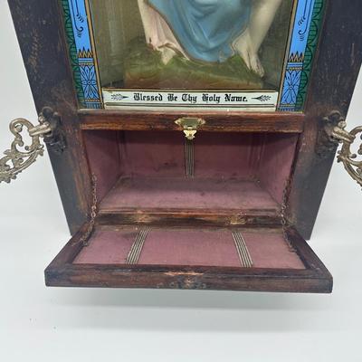 Vintage Catholic Devotional Wall Shrine – Pietà & Last Supper Shadow Box