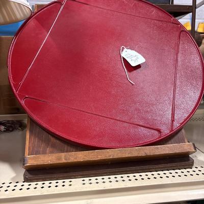 Vintage Scrabble turntable & podium top