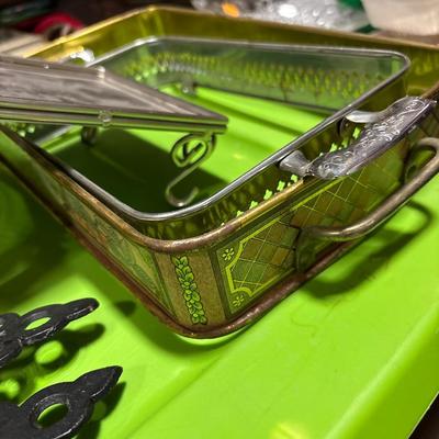 Casserole holders and trivets