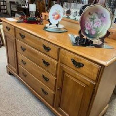 Sale Photo Thumbnail #39