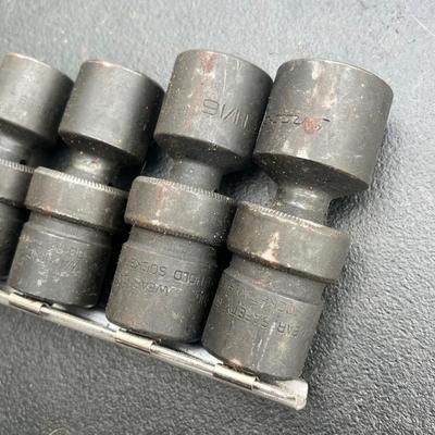 Sale Photo Thumbnail #155