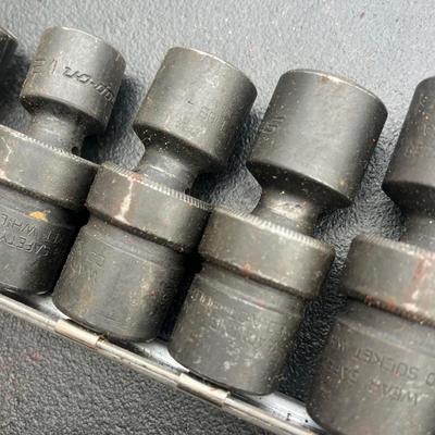 Sale Photo Thumbnail #156