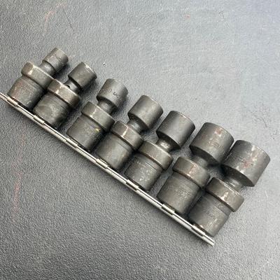 Sale Photo Thumbnail #153