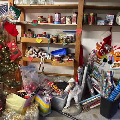 Sale Photo Thumbnail #8: - Wood shelf not included, it’s built in.

NO CHERRY PICKING or taking ONLY the items you want and leaving the rest or you will be banned! Please arrive with enough time to load. Bring boxes/any tools to assemble /dolly/people to help load/etc.
- Questi