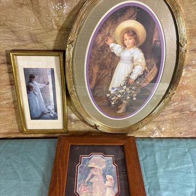 Sale Photo Thumbnail #362: See pics. Oval 15x21.5, small 7x13,wood frame 11.5 x 14