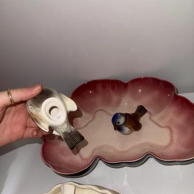 Sale Photo Thumbnail #674: Container, dishes/trays, birds