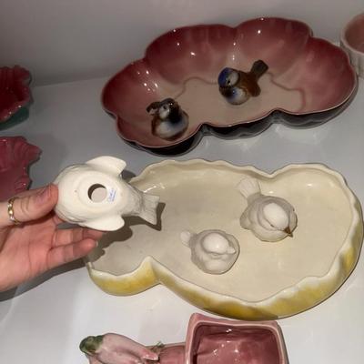 Sale Photo Thumbnail #675: Container, dishes/trays, birds