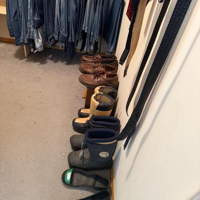 Sale Photo Thumbnail #93: -Sizes vary

NO CHERRY PICKING or taking ONLY the items you want and leaving the rest or you will be banned! Please arrive with enough time to load. Bring boxes/any tools to assemble /dolly/people to help load/etc.
- Questions? Call Shawn at 9182322327 or