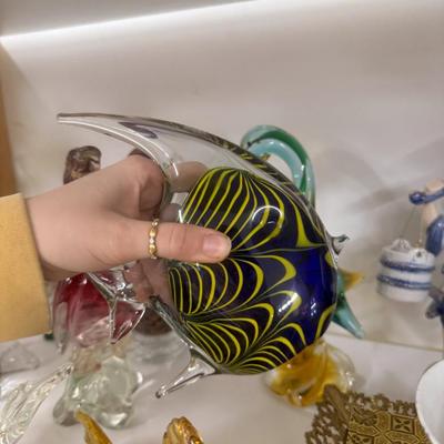 Sale Photo Thumbnail #850: 4 Sculptures