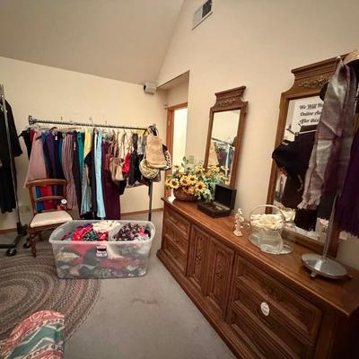 Sale Photo Thumbnail #123: - Rug not included 

NO CHERRY PICKING or taking ONLY the items you want and leaving the rest or you will be banned! Please arrive with enough time to load. Bring boxes/any tools to assemble /dolly/people to help load/etc.
- Questions? Call Shawn at 91823