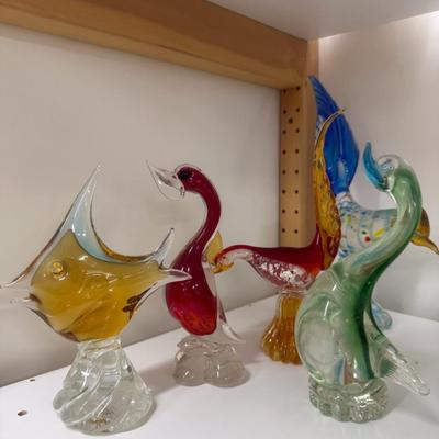 Sale Photo Thumbnail #879: Five pieces