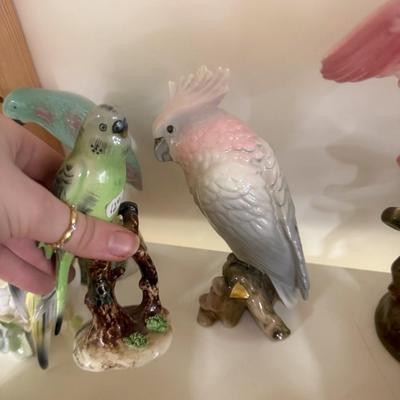 Sale Photo Thumbnail #933: Six pieces