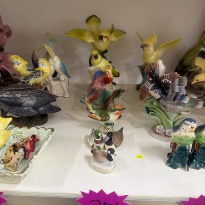 Sale Photo Thumbnail #948: Seven pieces