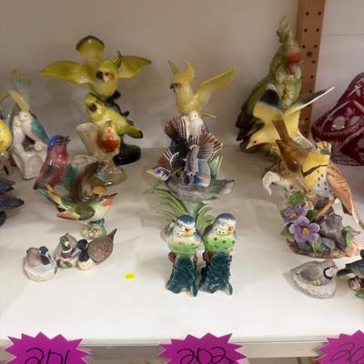 Sale Photo Thumbnail #953: Six pieces