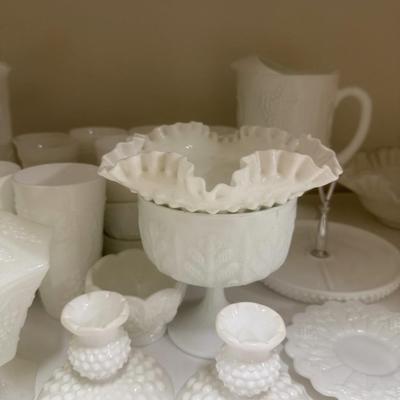 Sale Photo Thumbnail #1104: Entire shelf