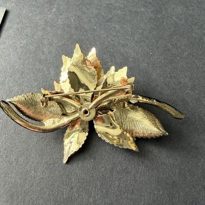 vintage 1950s-1960s brown enamel lotus flower brooch.