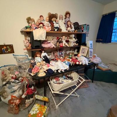 Lot 51: Doll Selection