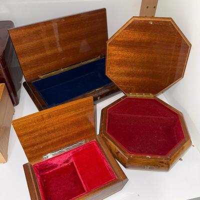 Sale Photo Thumbnail #114: See photos