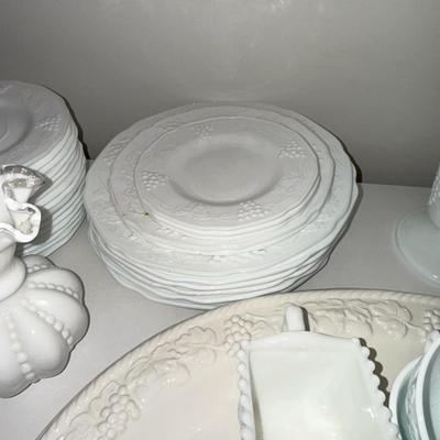 Sale Photo Thumbnail #219: Entire shelf. See photos