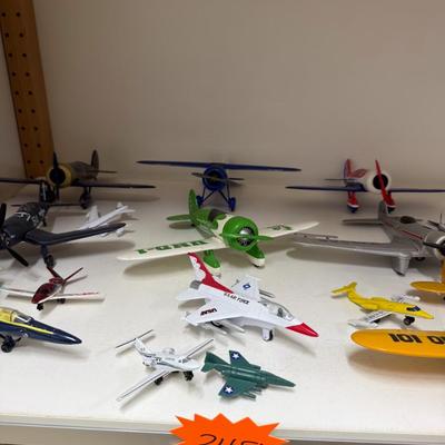 Sale Photo Thumbnail #444: See photos - 5 items