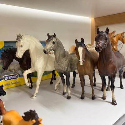 Sale Photo Thumbnail #525: See photos, plastic toys