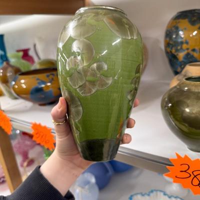 Sale Photo Thumbnail #560: Three items, see photos