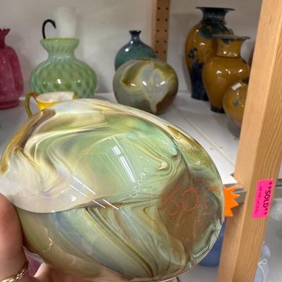 Sale Photo Thumbnail #576: Three items, see photos