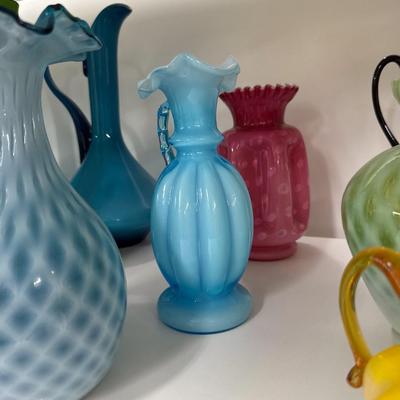 Sale Photo Thumbnail #582: Three pieces