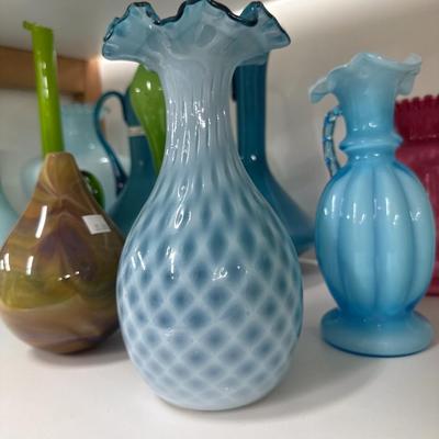 Sale Photo Thumbnail #581: Three pieces