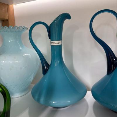 Sale Photo Thumbnail #591: Three items