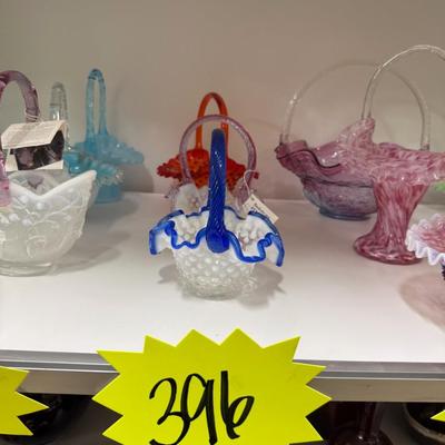 Sale Photo Thumbnail #600: Three items