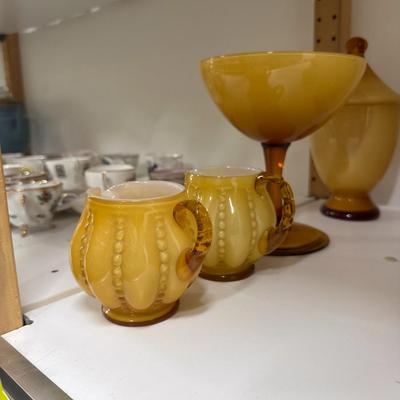 Sale Photo Thumbnail #633: Four pieces. See photos