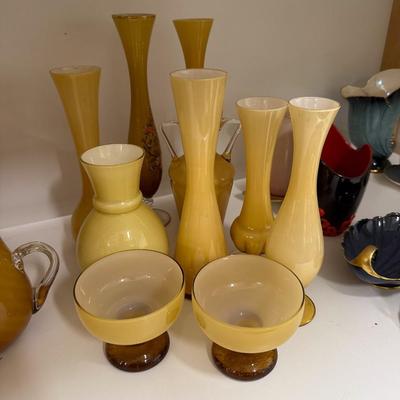 Sale Photo Thumbnail #641: Nine pieces