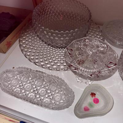 Sale Photo Thumbnail #725: Six items