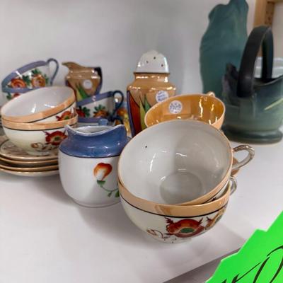 Sale Photo Thumbnail #775: Cups, saucers